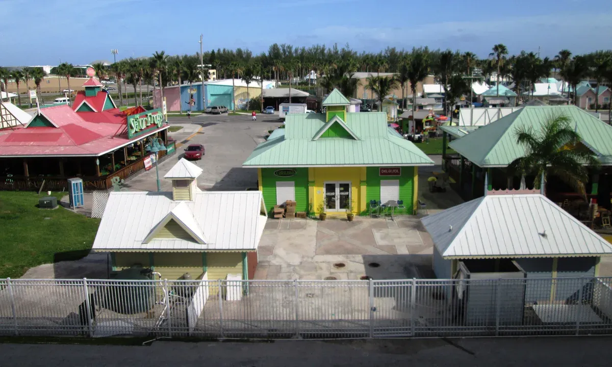 Brightly painted shops at the Freeport cruise terminal, the Grand Bahama cruise port